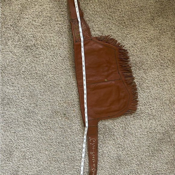 Hand Made Fringed Leather Waist Bag with Peace Sign - Picture 7 of 15